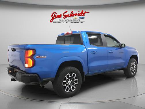 Glacier Blue Metallic 2023 Chevrolet Colorado Z71