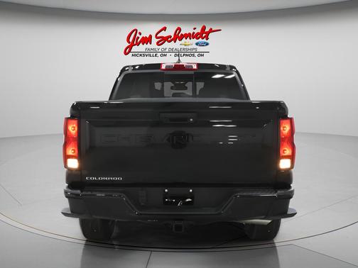 Black 2026 Chevrolet Colorado LT