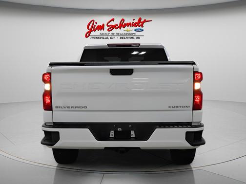 2023 Chevrolet Silverado 1500 Custom