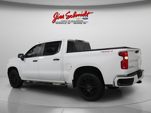 Summit White 2023 Chevrolet Silverado 1500 Custom
