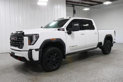 2024 GMC Sierra 2500 AT4