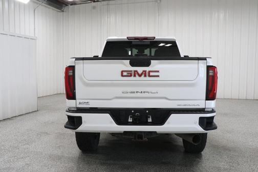 2024 GMC Sierra 2500 Denali