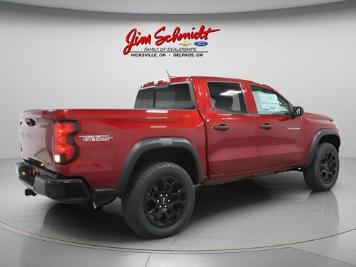 Radiant Red Tintcoat 2026 Chevrolet Colorado Trail Boss