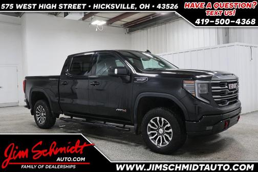 2023 GMC Sierra 1500 AT4