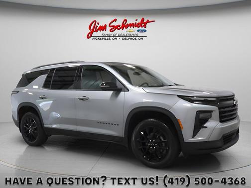 Sterling Grey Metallic 2024 Chevrolet Traverse LT