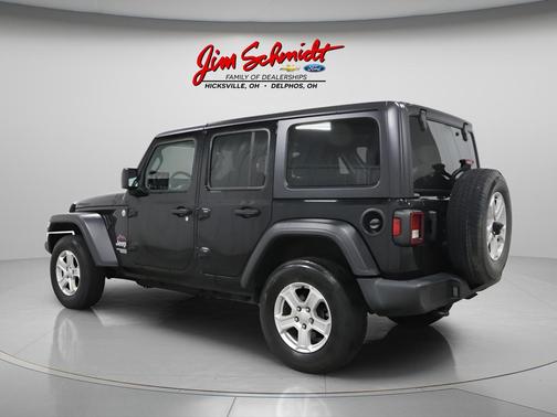 Black Clearcoat 2021 Jeep Wrangler Unlimited Sport