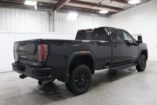 2024 GMC Sierra 2500 AT4