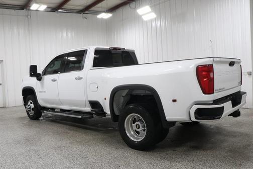 2022 Chevrolet Silverado 3500 High Country