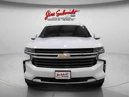 Summit White 2024 Chevrolet Suburban LT