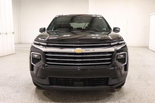 Mosaic Black Metallic 2026 Chevrolet Traverse LT