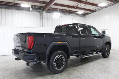 2024 GMC Sierra 2500 Denali
