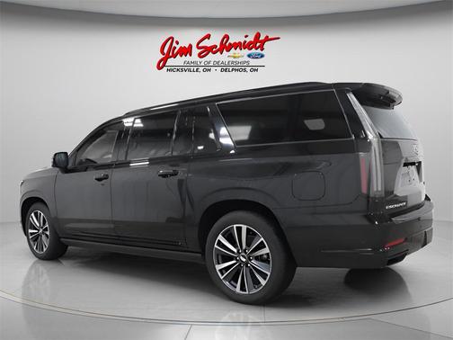 2025 Cadillac Escalade ESV Sport