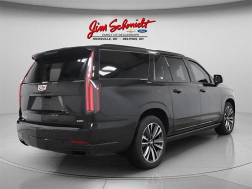 2025 Cadillac Escalade ESV Sport