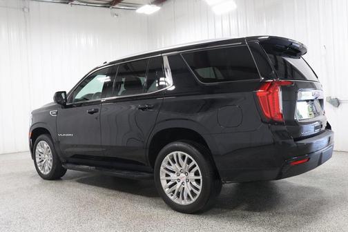2023 GMC Yukon SLE