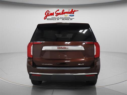 2023 GMC Yukon SLT