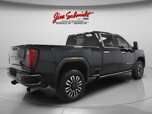 Onyx Black 2025 GMC Sierra 2500 Denali Ultimate
