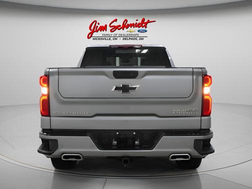 Sterling Grey Metallic 2024 Chevrolet Silverado 1500 High Country