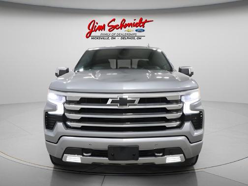 Sterling Grey Metallic 2024 Chevrolet Silverado 1500 High Country