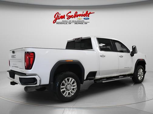 White Frost Tricoat 2021 GMC Sierra 2500 Denali