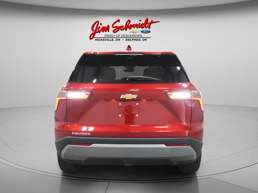 Radiant Red Tintcoat 2026 Chevrolet Equinox 1LT