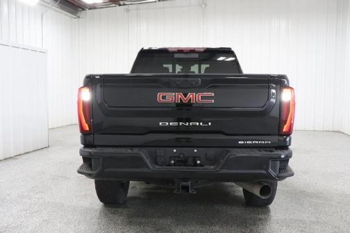 2024 GMC Sierra 2500 Denali