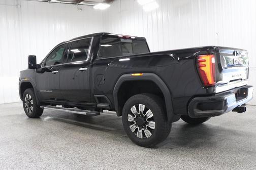 2024 GMC Sierra 2500 Denali