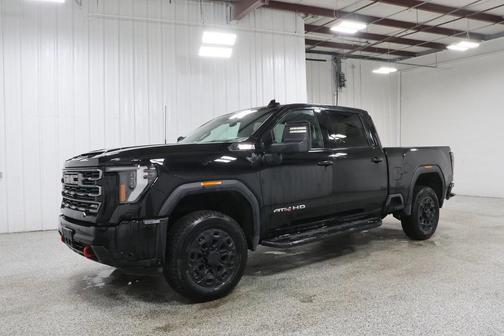 2025 GMC Sierra 2500 AT4