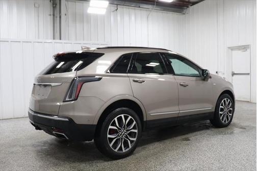 2022 Cadillac XT5 Sport