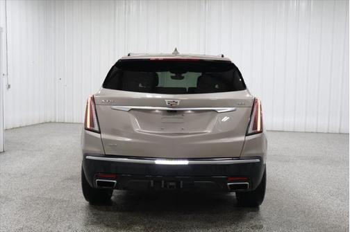 2022 Cadillac XT5 Sport