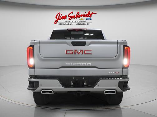 Sterling Metallic 2025 GMC Sierra 1500 AT4