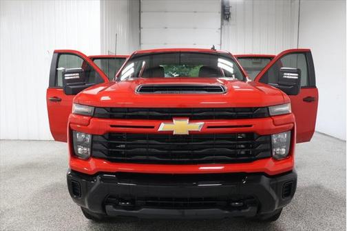2024 Chevrolet Silverado 2500 Custom