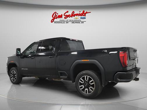 Onyx Black 2022 GMC Sierra 2500 AT4