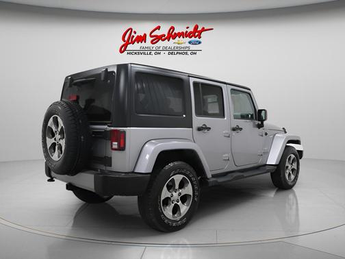 2017 Jeep Wrangler Unlimited Sahara