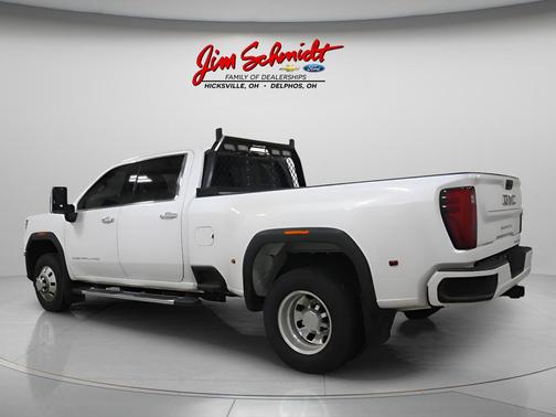 White Frost Tricoat 2025 GMC Sierra 3500 Denali