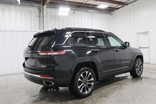 2023 Jeep Grand Cherokee Overland