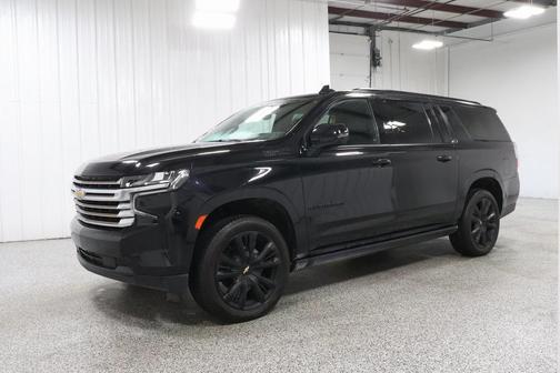 2022 Chevrolet Suburban 4WD High Country