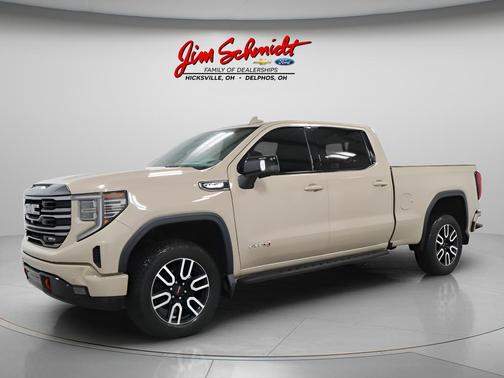 2023 GMC Sierra 1500 AT4