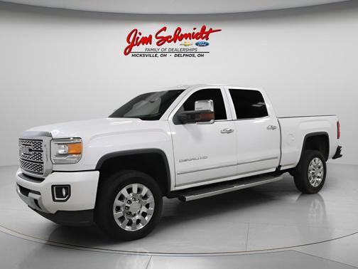 White Frost Tricoat 2018 GMC Sierra 2500 Denali