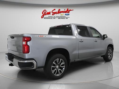 Sterling Gray Metallic 2024 Chevrolet Silverado 1500 LT