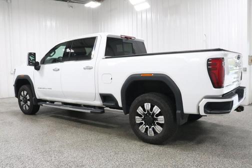 Summit White 2025 GMC Sierra 2500 Denali
