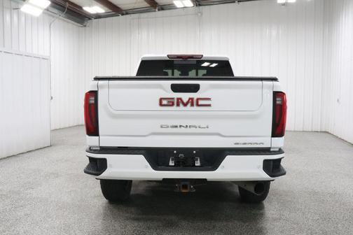 Summit White 2025 GMC Sierra 2500 Denali
