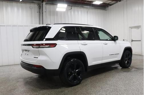 2023 Jeep Grand Cherokee Limited X