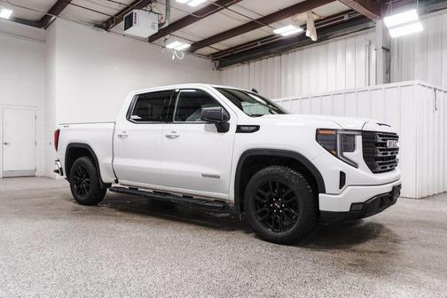 2025 GMC Sierra 1500 Elevation