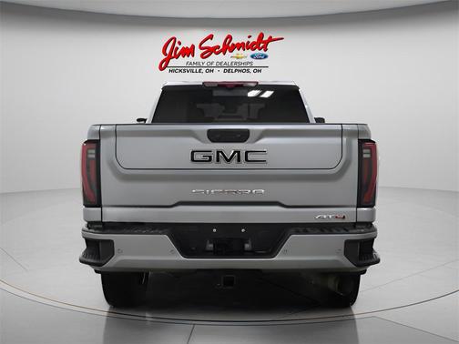 2025 GMC Sierra 2500 AT4
