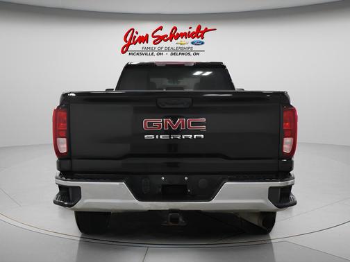 2022 GMC Sierra 2500 Pro