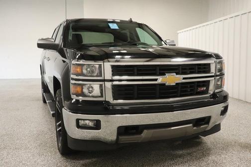 Photo 2 of 35 of 2014 Chevrolet Silverado 1500 LT