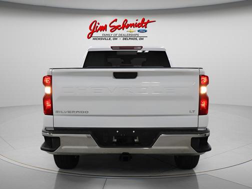 Summit White 2026 Chevrolet Silverado 1500 LT