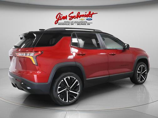 Radiant Red Tintcoat 2026 Chevrolet Equinox FWD RS