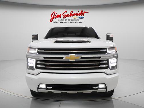 Iridescent Pearl Tricoat 2023 Chevrolet Silverado 2500 High Country