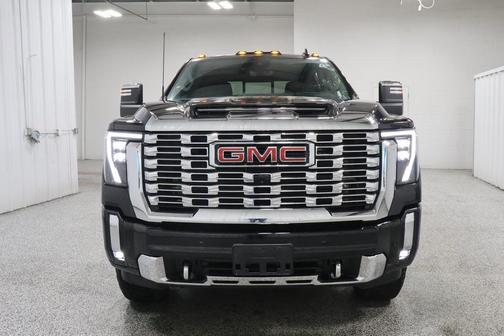 2024 GMC Sierra 2500 Denali
